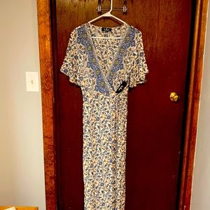 Lulus Long Wrap Dress XL. Never worn